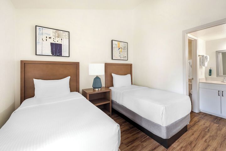 Room 15 of 20