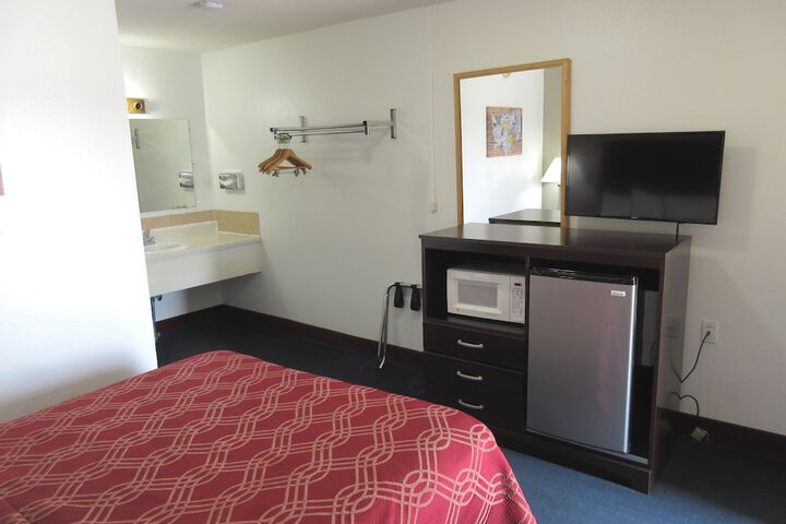 Room 20 of 34
