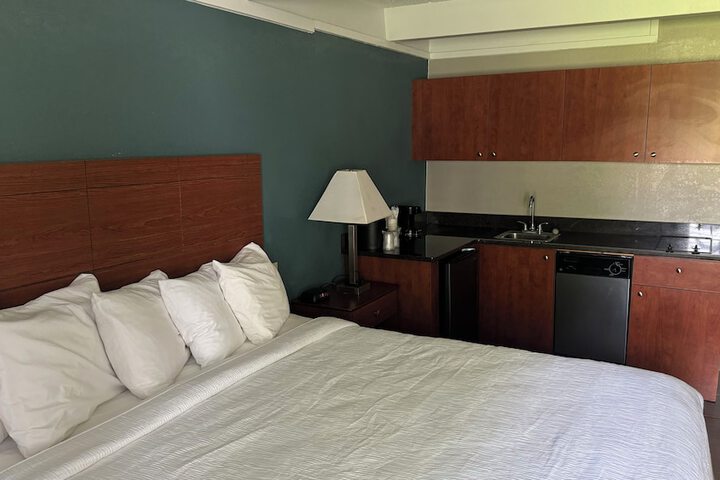Room 12 of 46