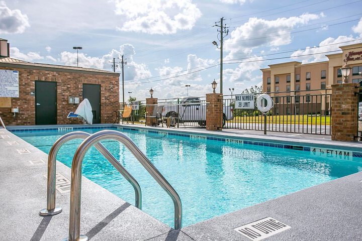 Pool 7 of 41
