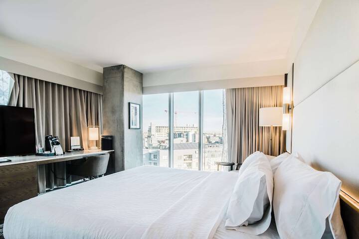 Room 56 of 120