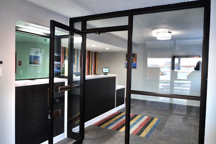 Hotel 2 of 33