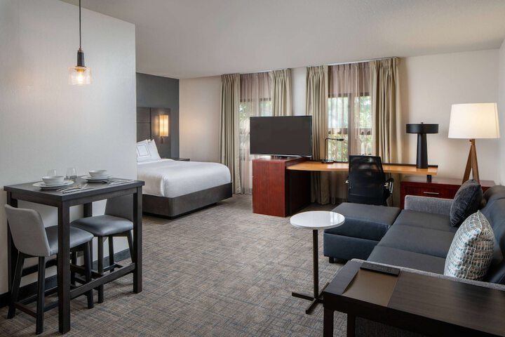Room 13 of 45
