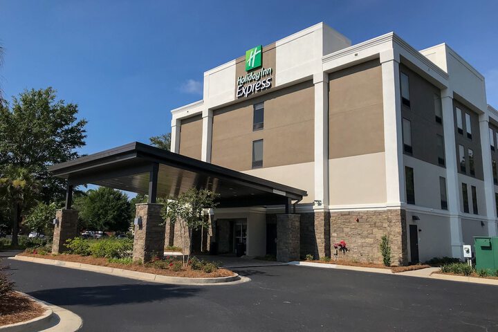 Holiday Inn Express Statesboro by IHG