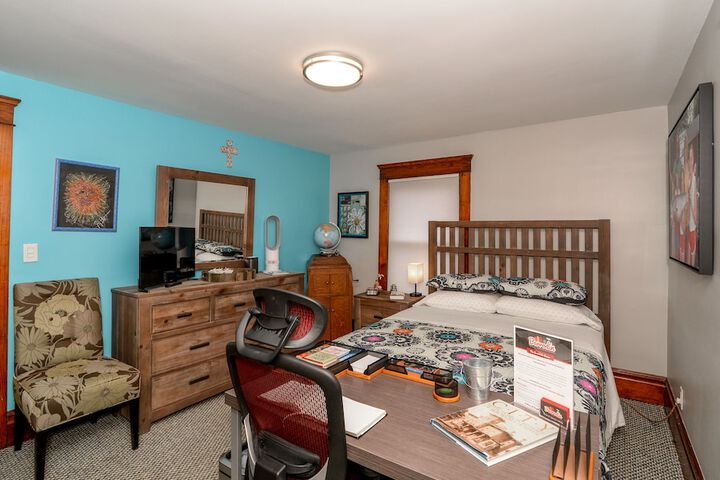Room 113 of 276