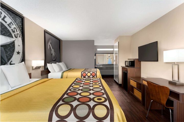 Room 33 of 57