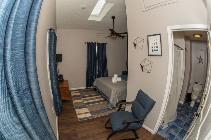 Room 40 of 62