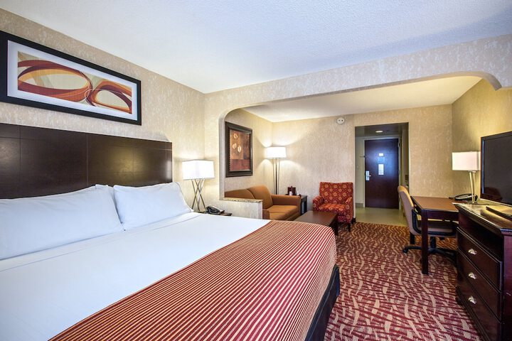 Room 14 of 22