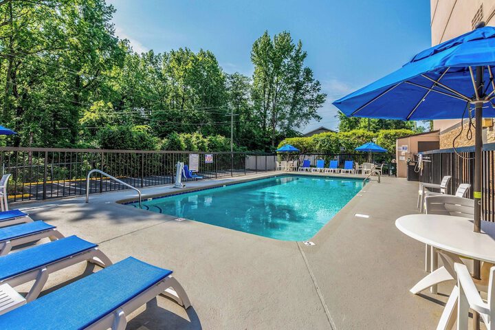 Pool 7 of 67