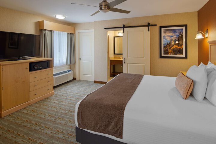Room 20 of 37