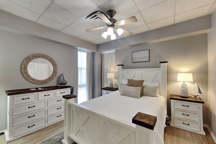 Room 36 of 104