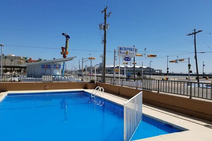 Pool 2 of 13
