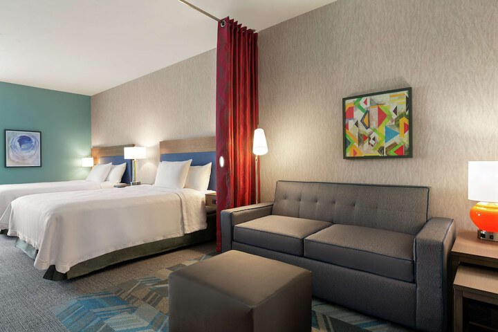 Room 27 of 53