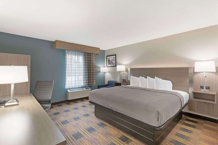 Quality Inn Newton at I-80