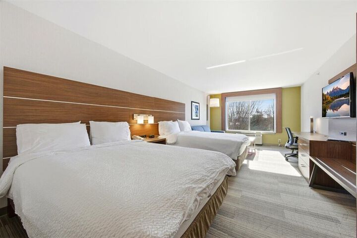 Holiday Inn Express & Suites Bethlehem Arpt-Allentown Area