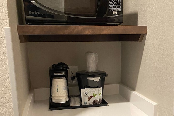 Room 12 of 26