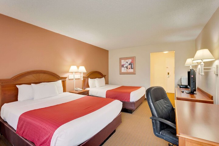 Room 16 of 26