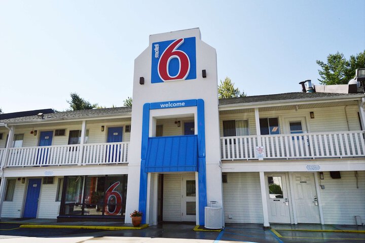 Hotel 2 of 46