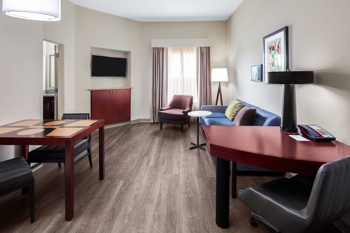 Room 15 of 27