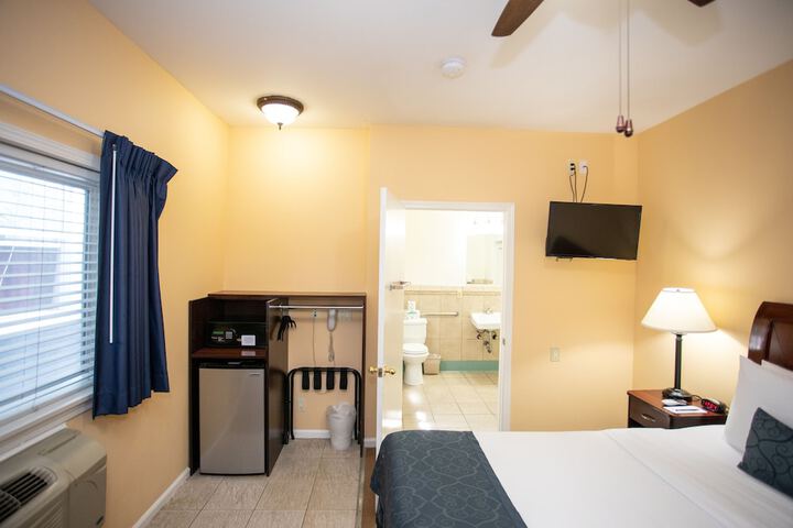Room 36 of 51