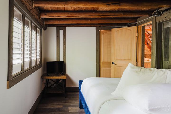 Alta Crystal Resort