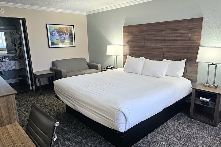 Room 13 of 31