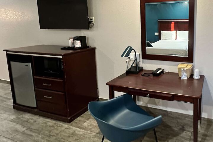Room 20 of 25