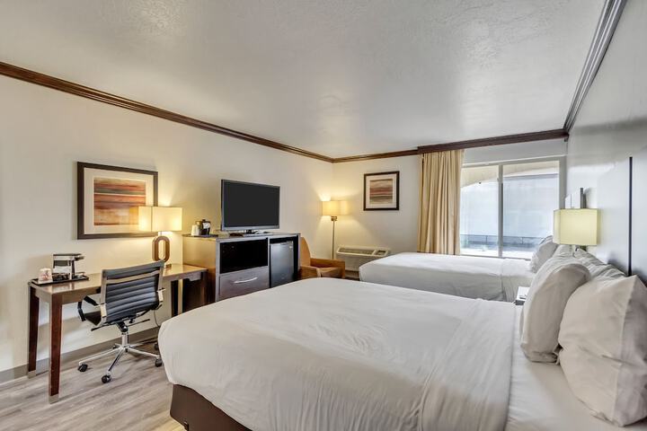 Room 55 of 103
