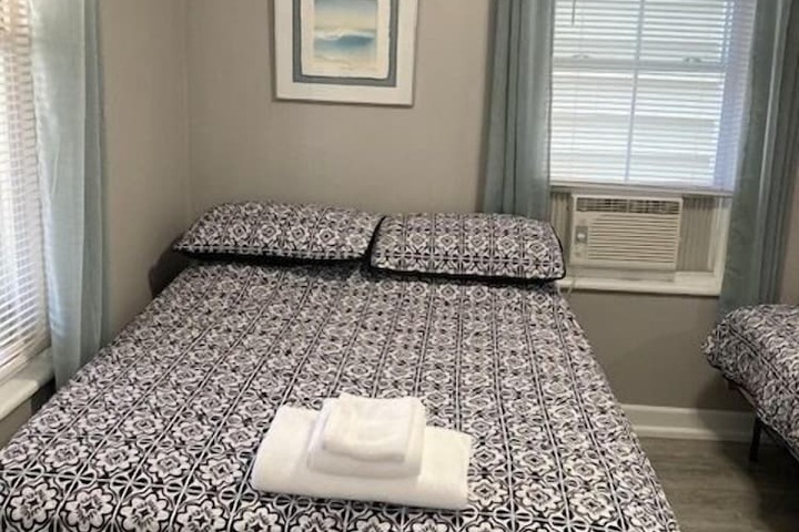 Room 17 of 53