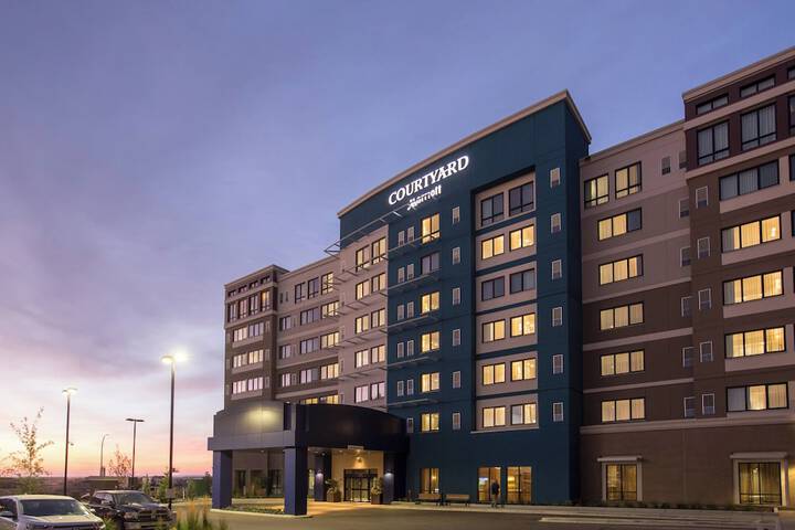 Hotel 2 of 53