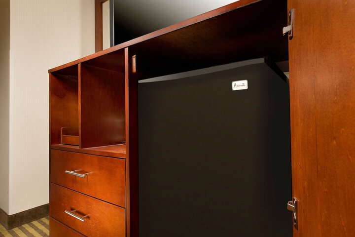 Room 14 of 38