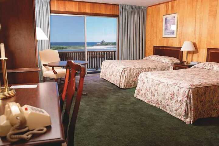 Room 22 of 36