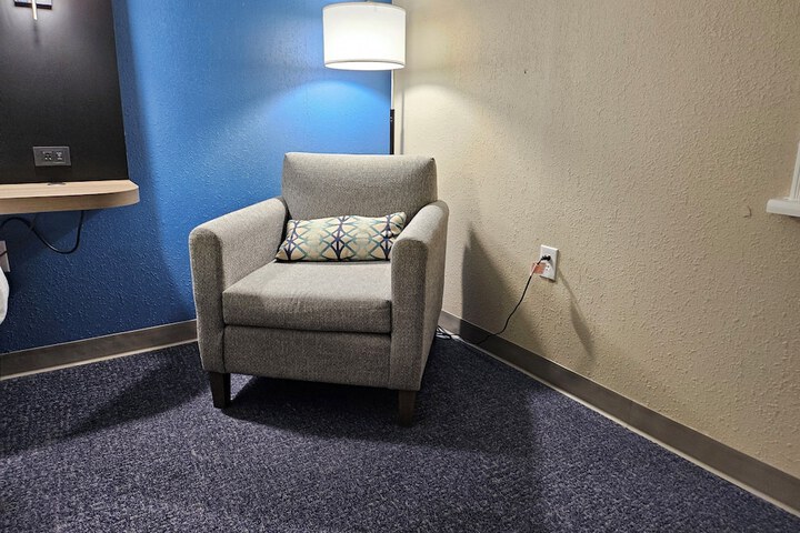 Room 17 of 41
