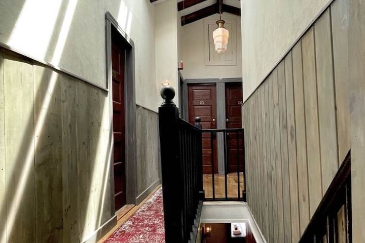 Ballroom/Hall 56 of 59