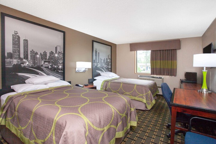 Super 8 by Wyndham Waycross GA