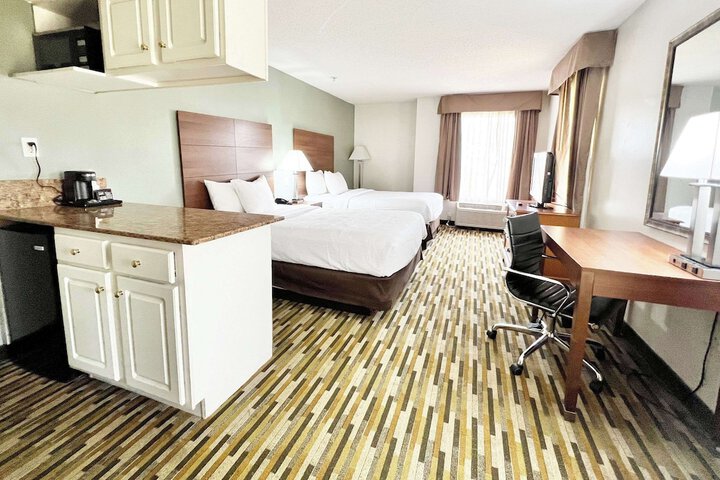 Room 8 of 29