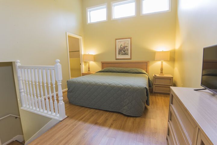 Room 38 of 121