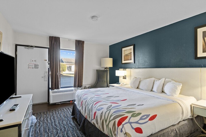 Room 47 of 63