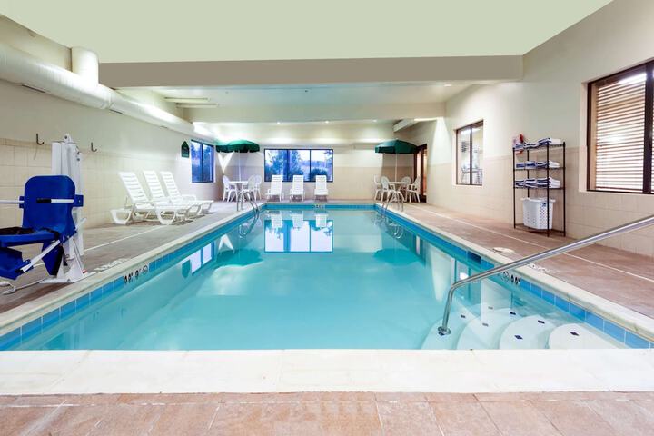 Pool 3 of 25