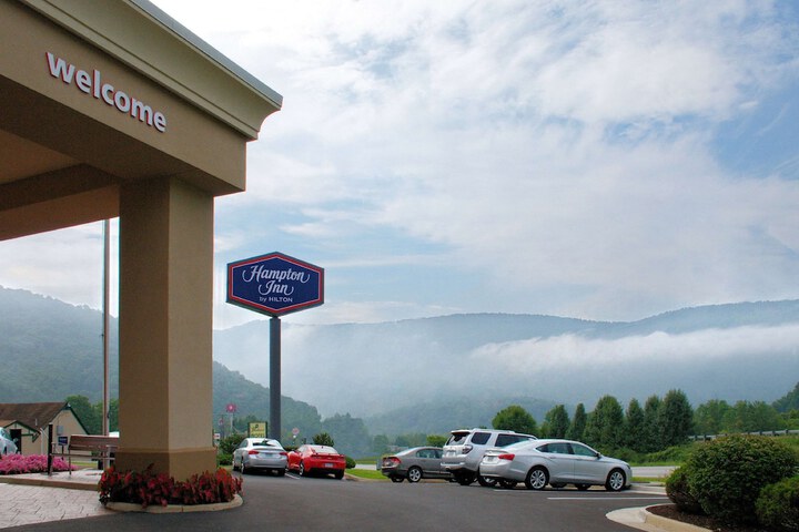 Hotel 4 of 35