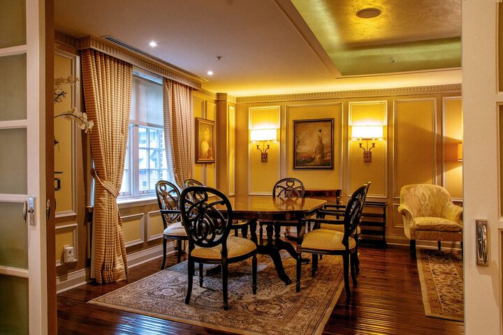 Room 15 of 61