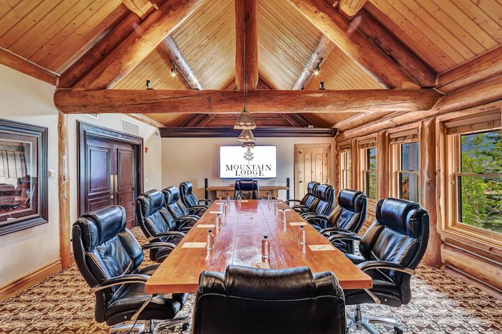 Mountain Lodge Telluride