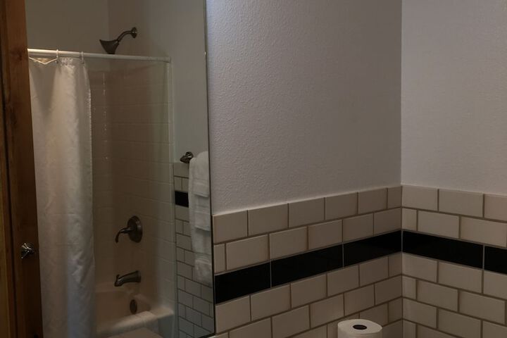 Room 27 of 50