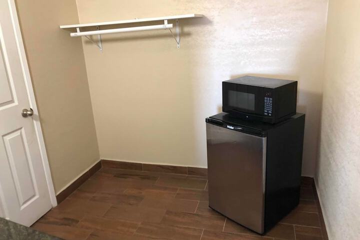 Room 17 of 31