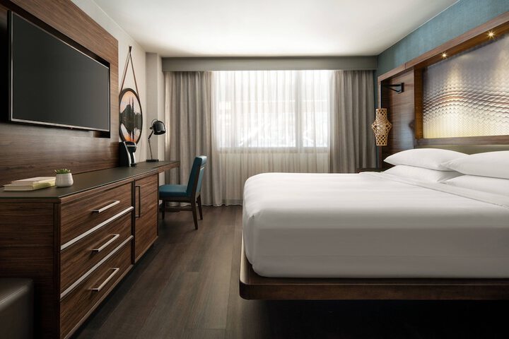 Room 21 of 54