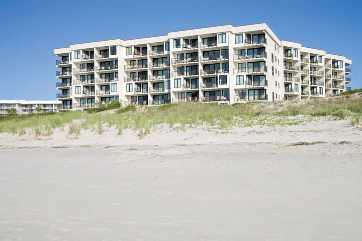 Litchfield Beach & Golf Resort