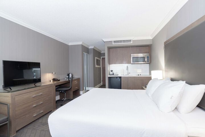 Room 44 of 84