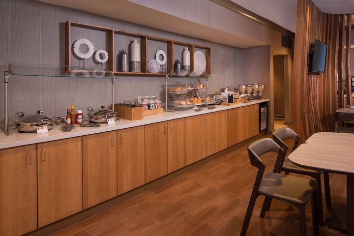 Breakfast/Coffee Service 21 of 24