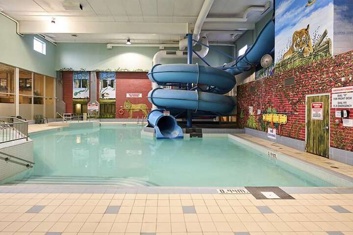 Canad Inns Destination Centre Fort Garry