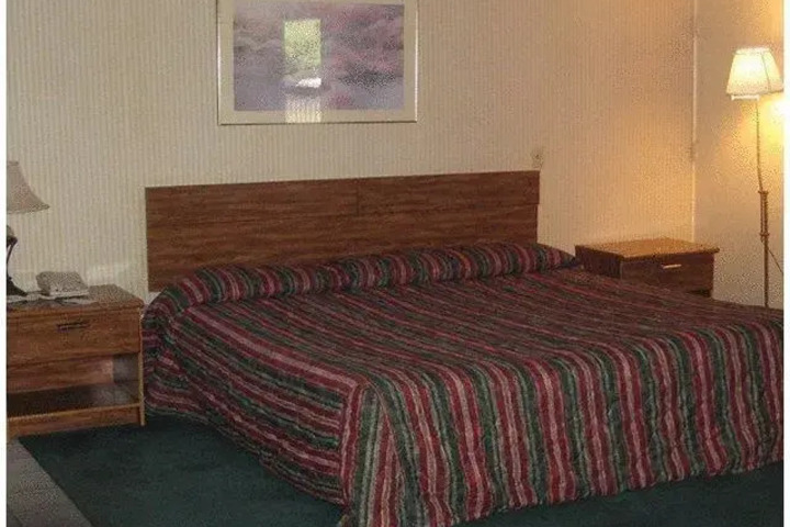 RED CARPET INN ENDICOTT BINGHAMTON